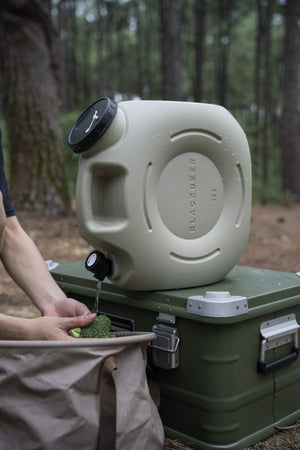 Snail posoda za vodo 13L – kompakten prenosen kanister za kampiranje