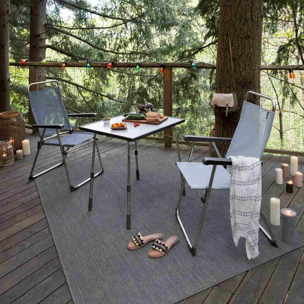 lahek stol za kampiranje