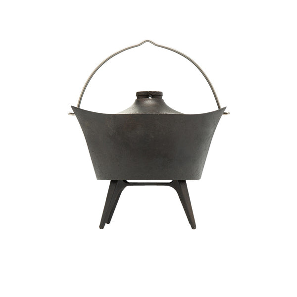 Litoželezni lonec s pokrovom in stojalom