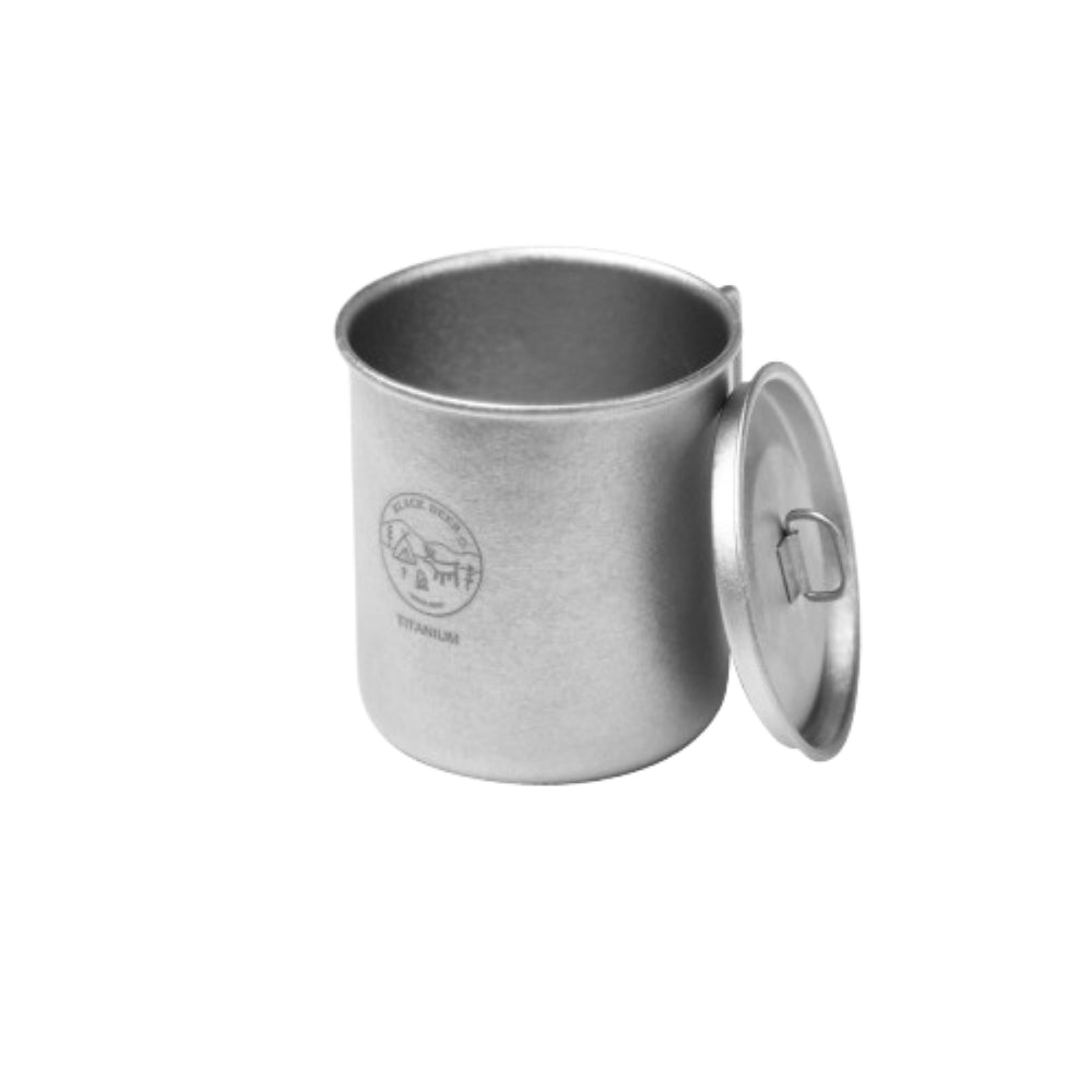 YI lonček iz titana s pokrovom – 450ml
