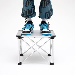 Kvadratna aluminijasta zložljiva miza - majhna