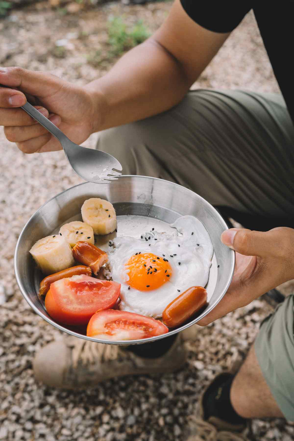 Globok krožnik iz nerjavečega jekla