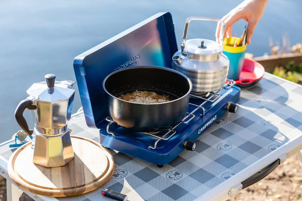 dvojni plinski kuhalnik s pokrovom