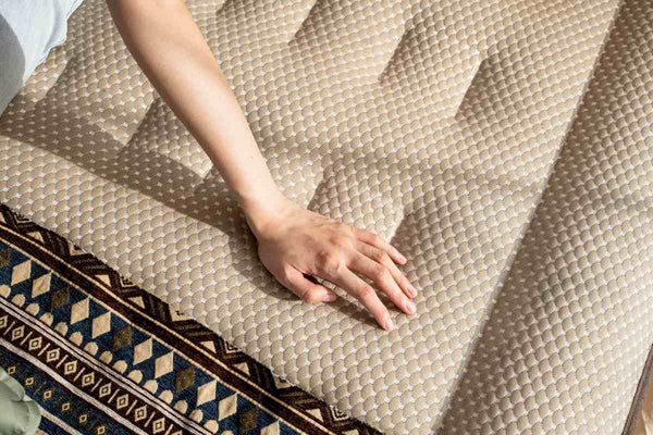 Visoka napihljiva postelja - ležišče Fun z vgrajeno električno tlačilko