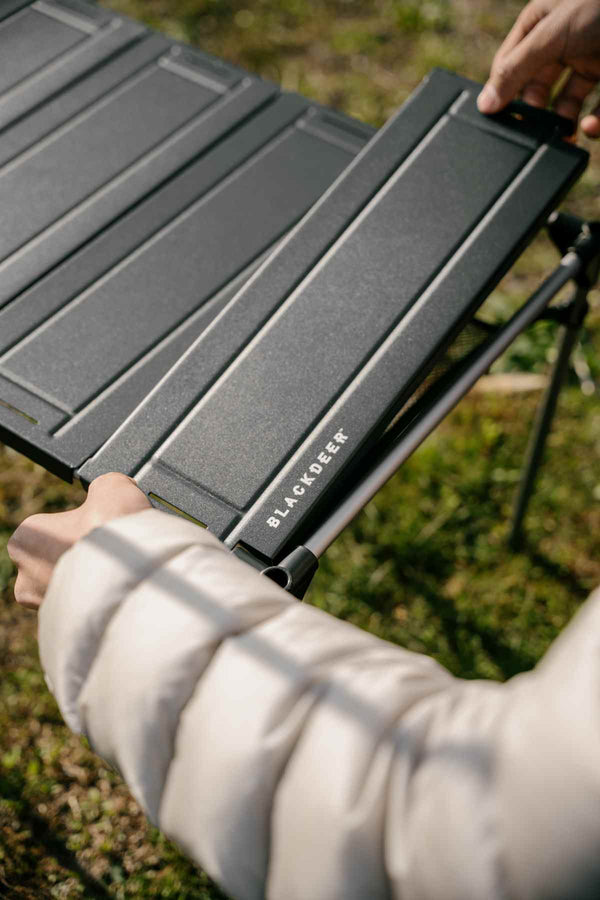 Ultralahka zložljiva miza - Geometric