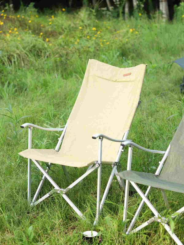 Lahek zložljiv naslanjač – khaki