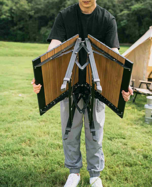 Zložljiva aluminijasta miza Flyer Quick Open – barva oreh