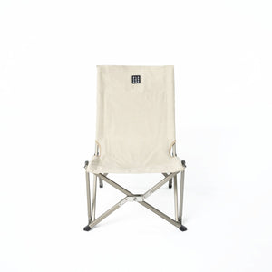 Lahek zložljiv stol Otaku – topla bela