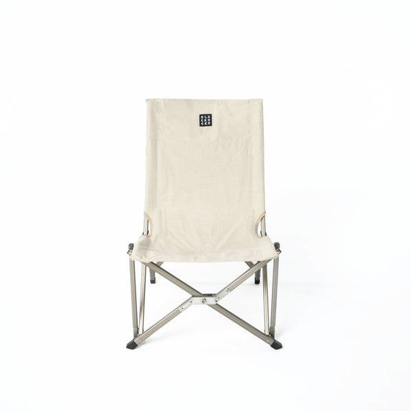 Lahek zložljiv stol Otaku – topla bela